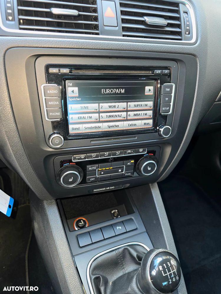 Volkswagen Jetta 1.4 TSI Highline - 8