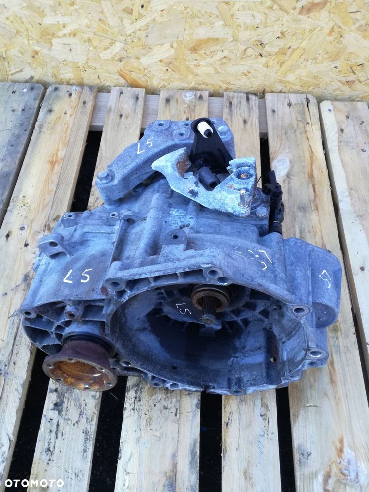 vw passat b6 skrzynia biegów kds manualna 2.0 diesel 170km 2009r - 2