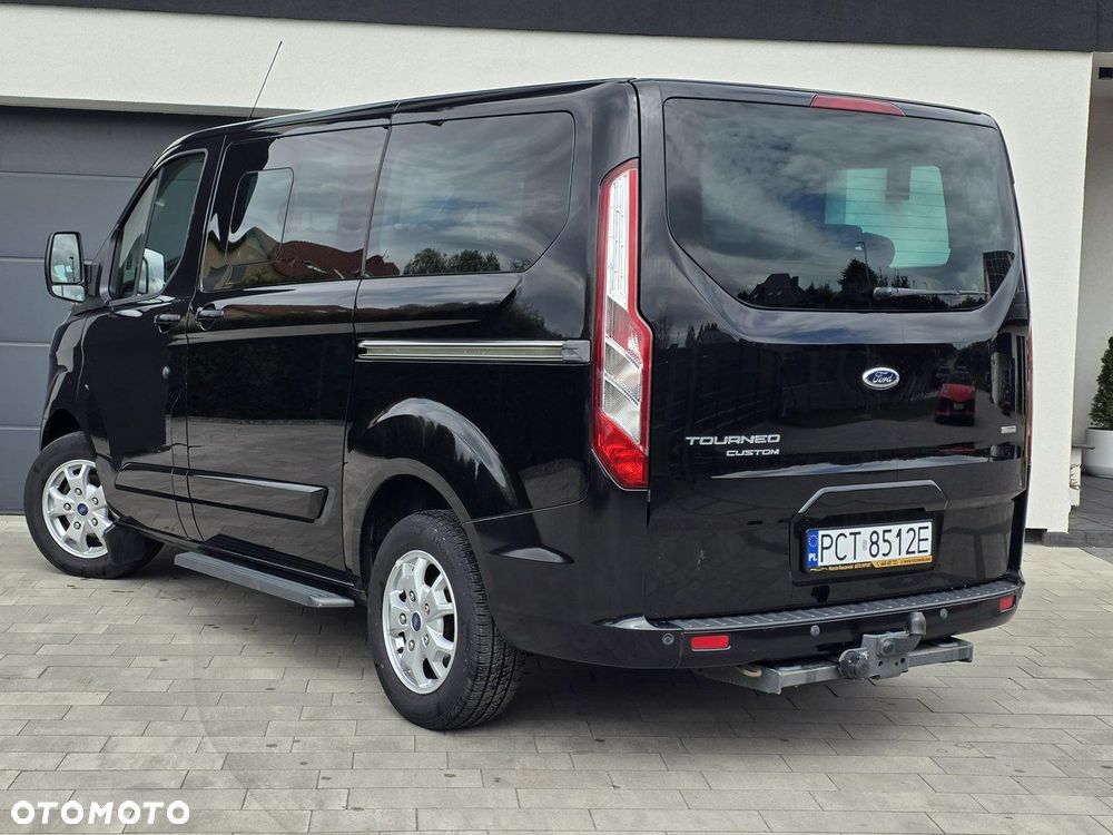 Ford Tourneo Custom - 4