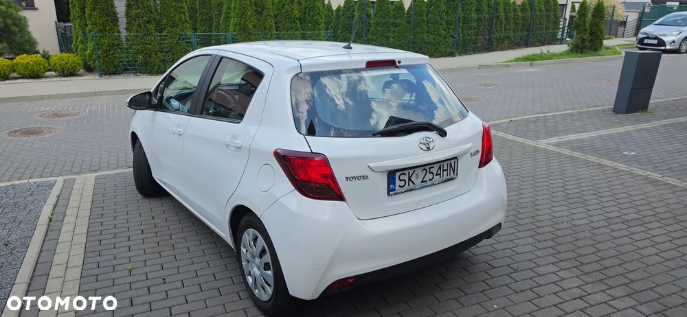 Toyota Yaris 1.33 Active EU6 - 4