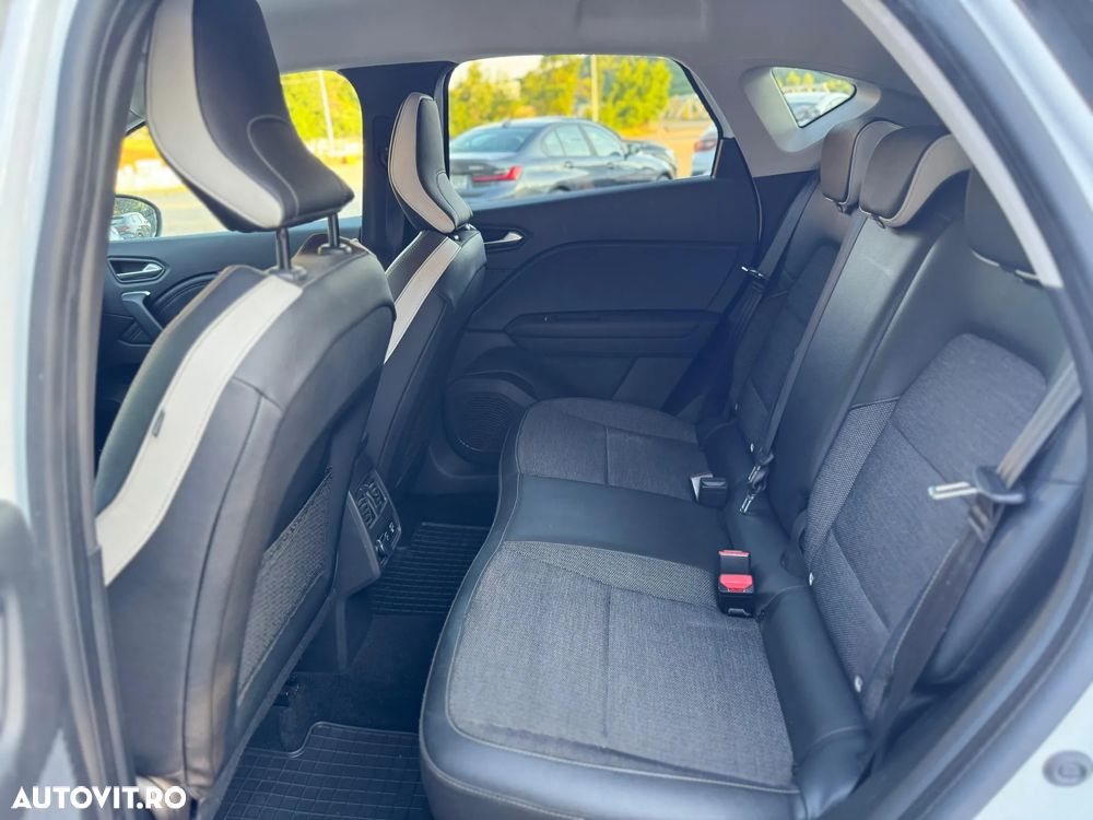 Renault Captur - 12