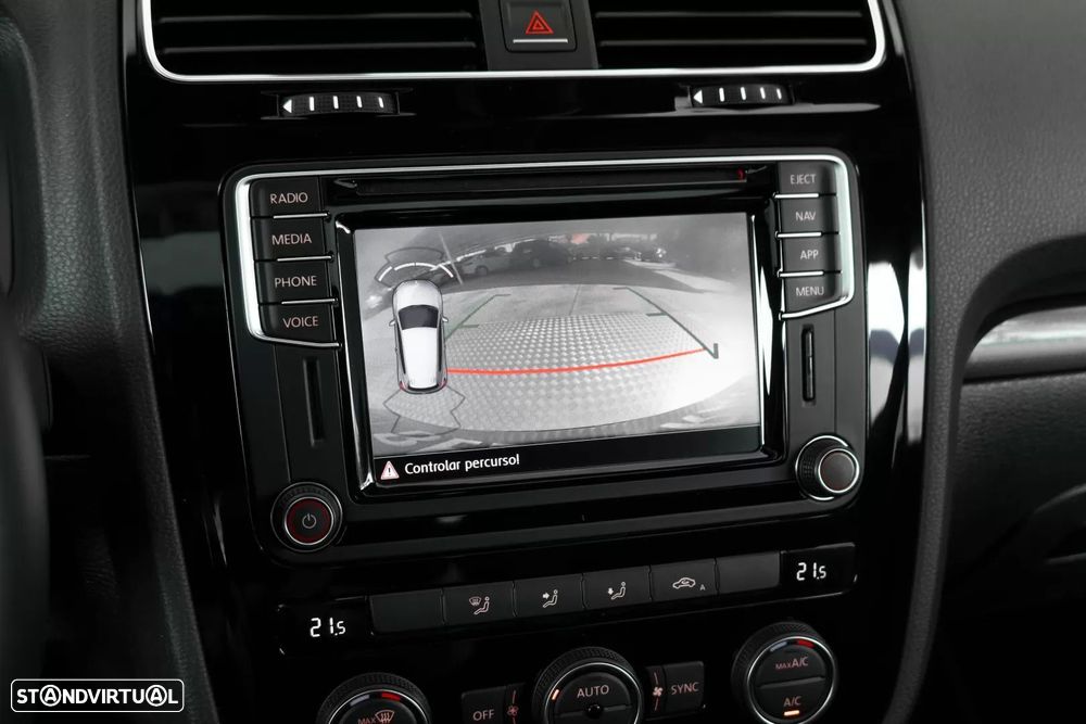 VW Scirocco 2.0 TDI Sport DSG - 12