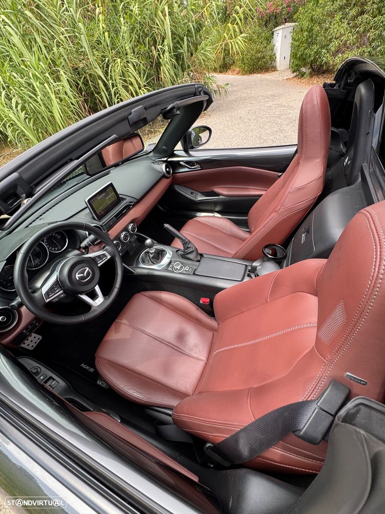 Mazda MX-5 MZR 2.0 RF Sky.Excell. Navi Brown Leather - 24