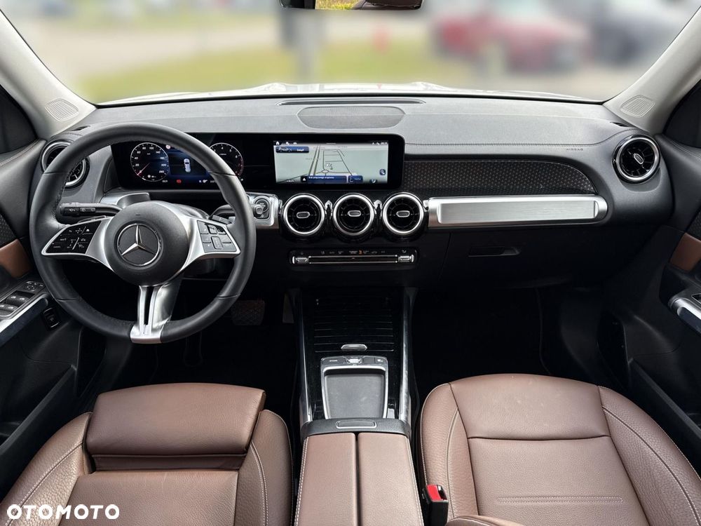 Mercedes-Benz GLB - 17