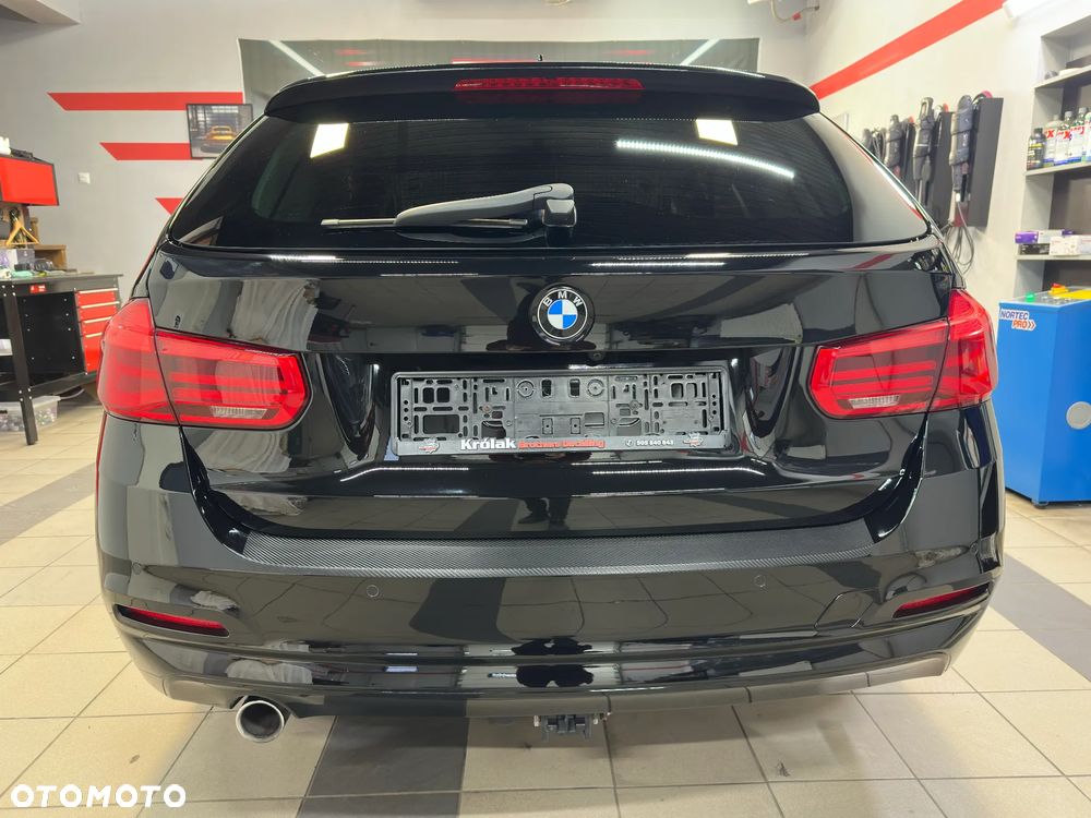BMW Seria 3 318d Sport Line - 8