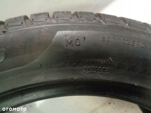 PIRELLI WINTER SOTTOZERO 3 215/55R18 99V - 11