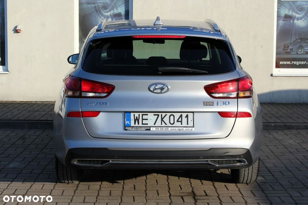 Hyundai i30 1.0 T-GDI GPF Classic + - 6