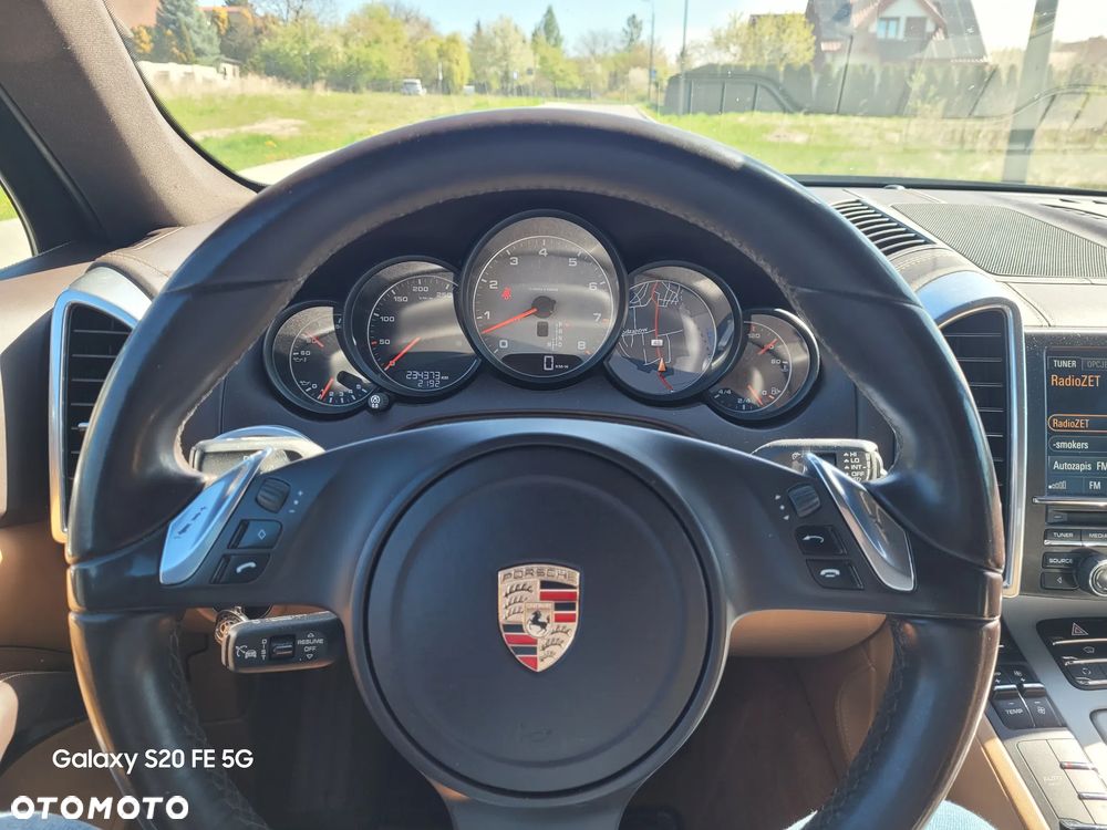 Porsche Cayenne - 12