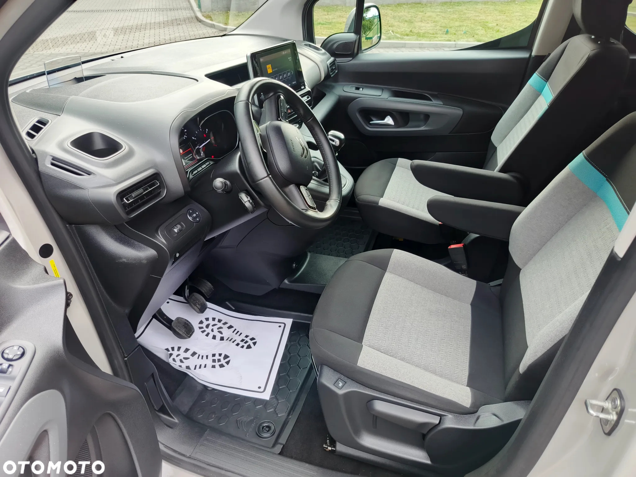 Citroën Berlingo M BlueHDi 130 SHINE - 14