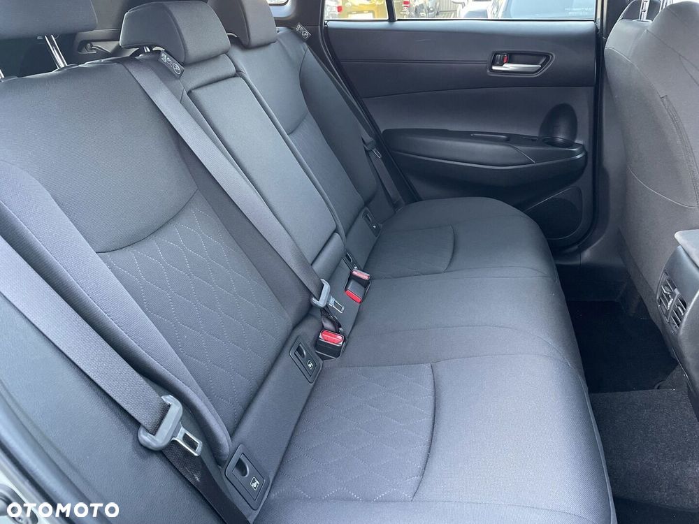 Toyota Corolla Cross - 14
