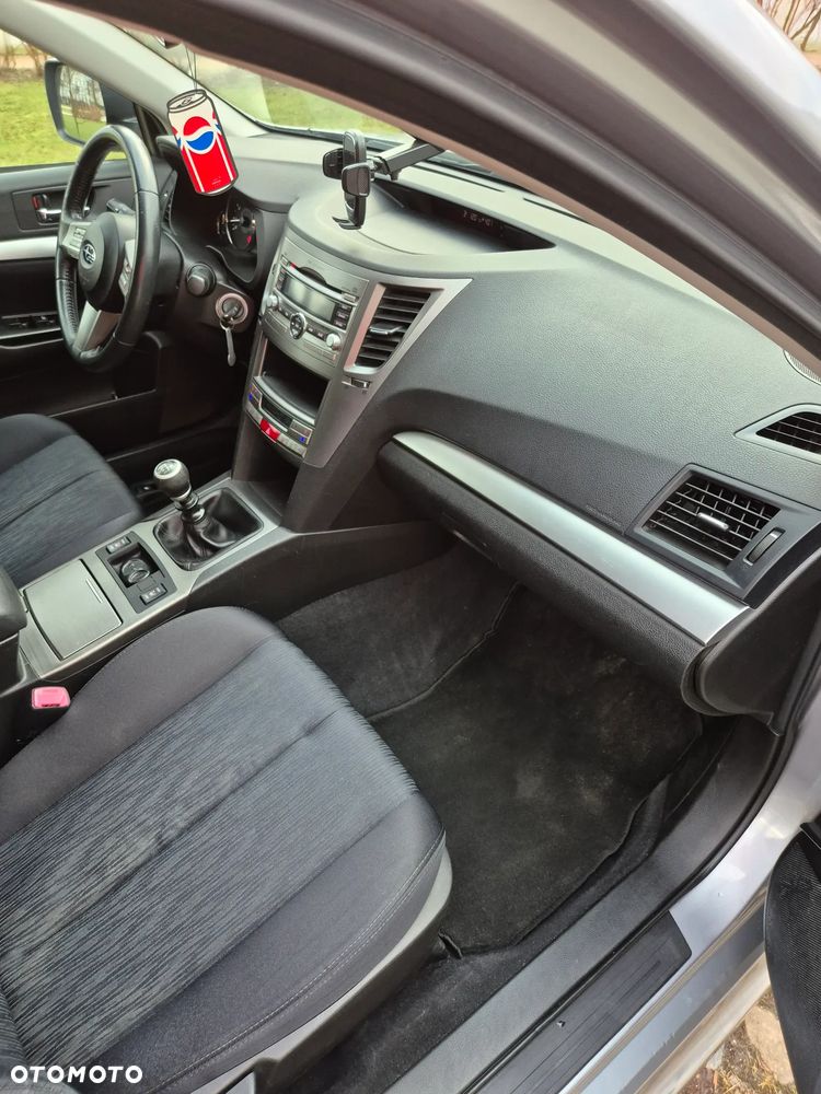 Subaru Legacy 2.0R Comfort - 14