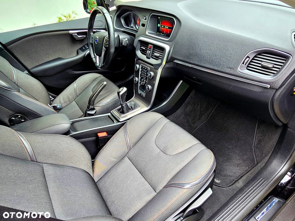 Volvo V40 Cross Country D3 Drive-E Kinetic - 23