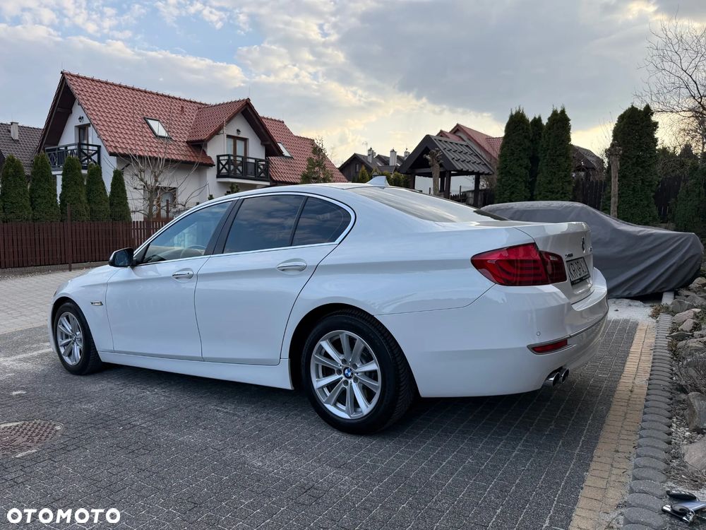 BMW Seria 5 528i Luxury Line - 5