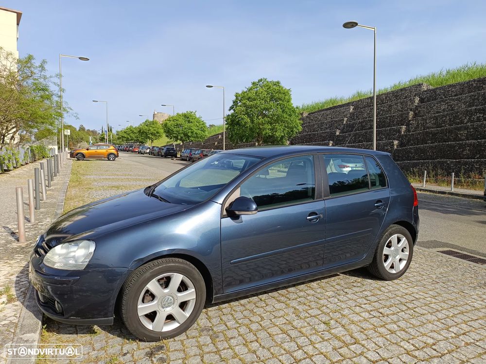 VW Golf 1.9 TDi Confortline DSG 7V - 2