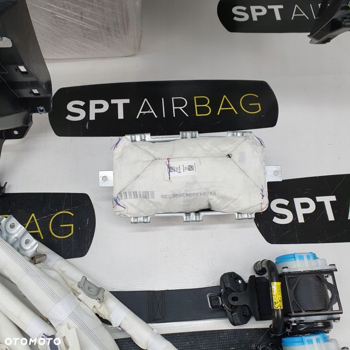 TOYOTA YARIS 4 IV DESKA ROZDZIELCZA KONSOLA KOKPIT PULPIT PODUSZKI AIRBAG AIR BAG PASY KURTYNY KIT SET - 10