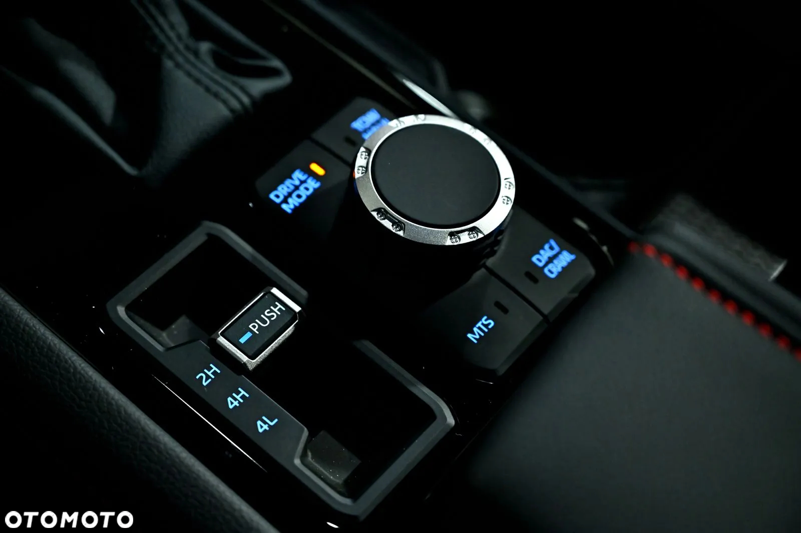 Toyota Sequoia - 31