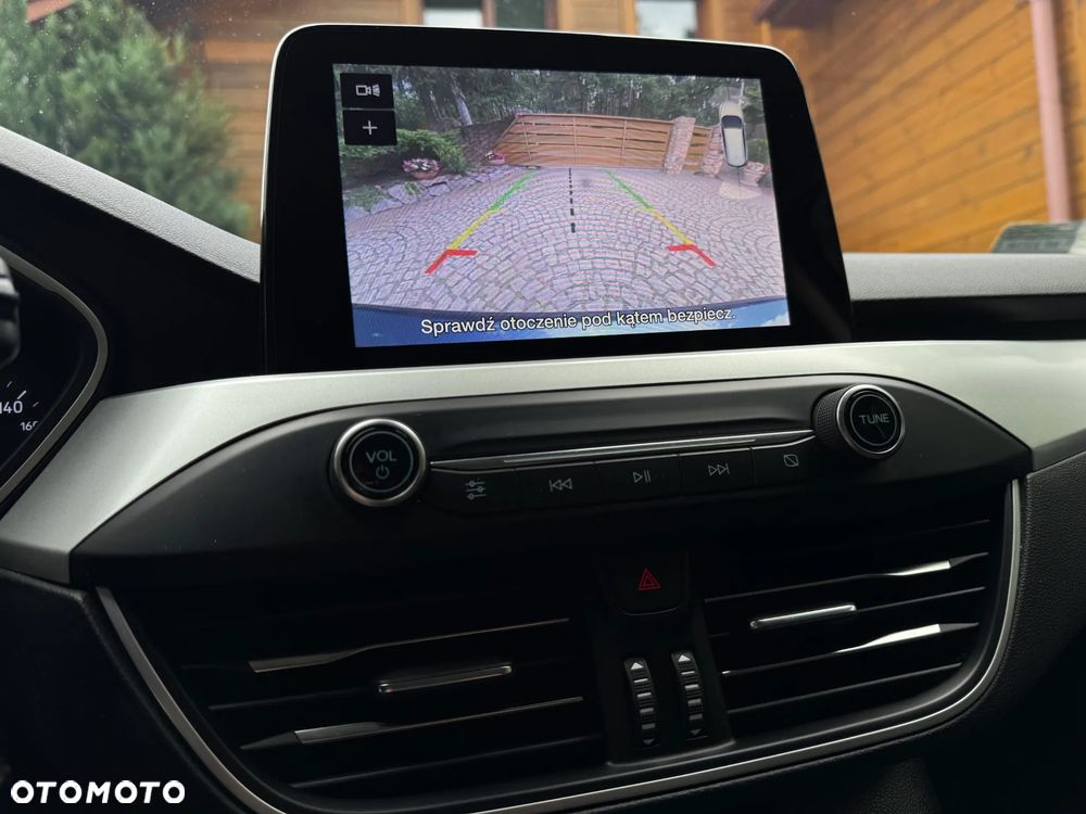 Ford Focus 1.5 EcoBlue SCR Connected - 18