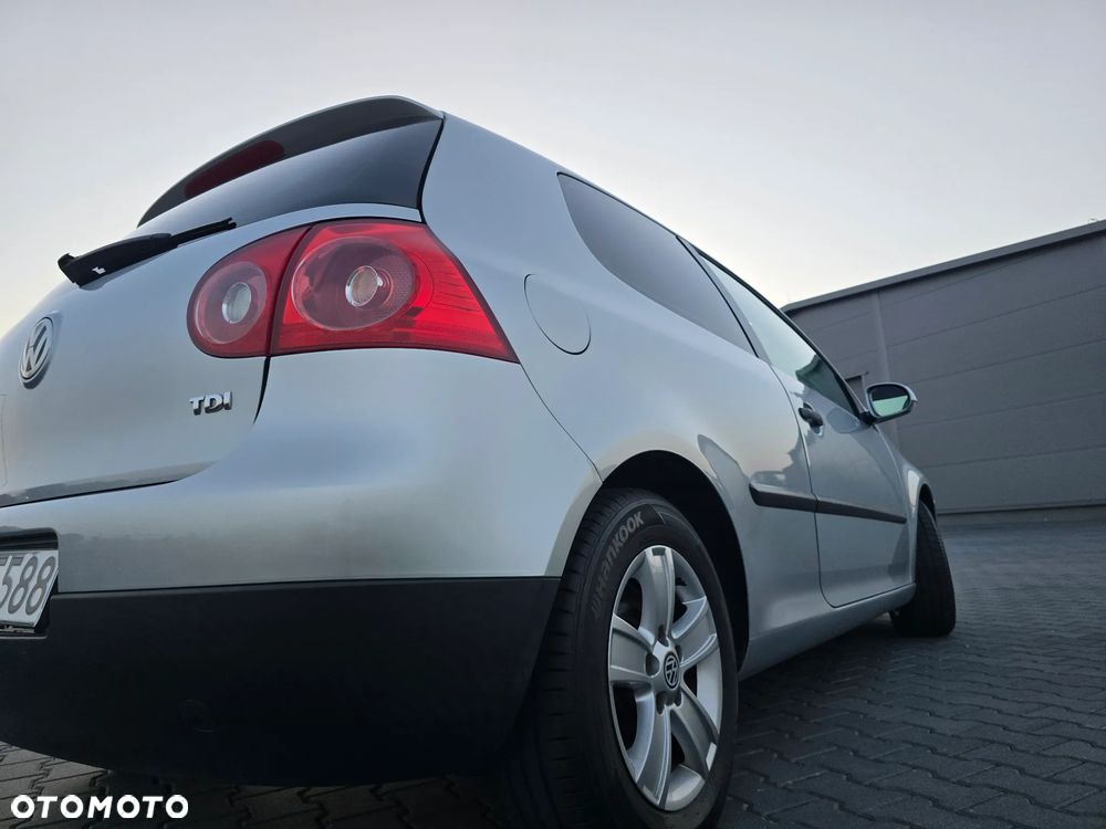 Volkswagen Golf 1.9 TDI Sportline - 11