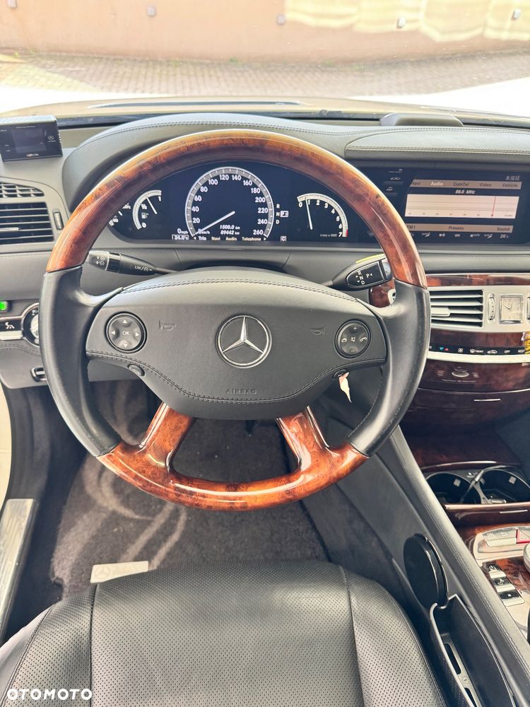 Mercedes-Benz CL 500 7G-TRONIC - 29