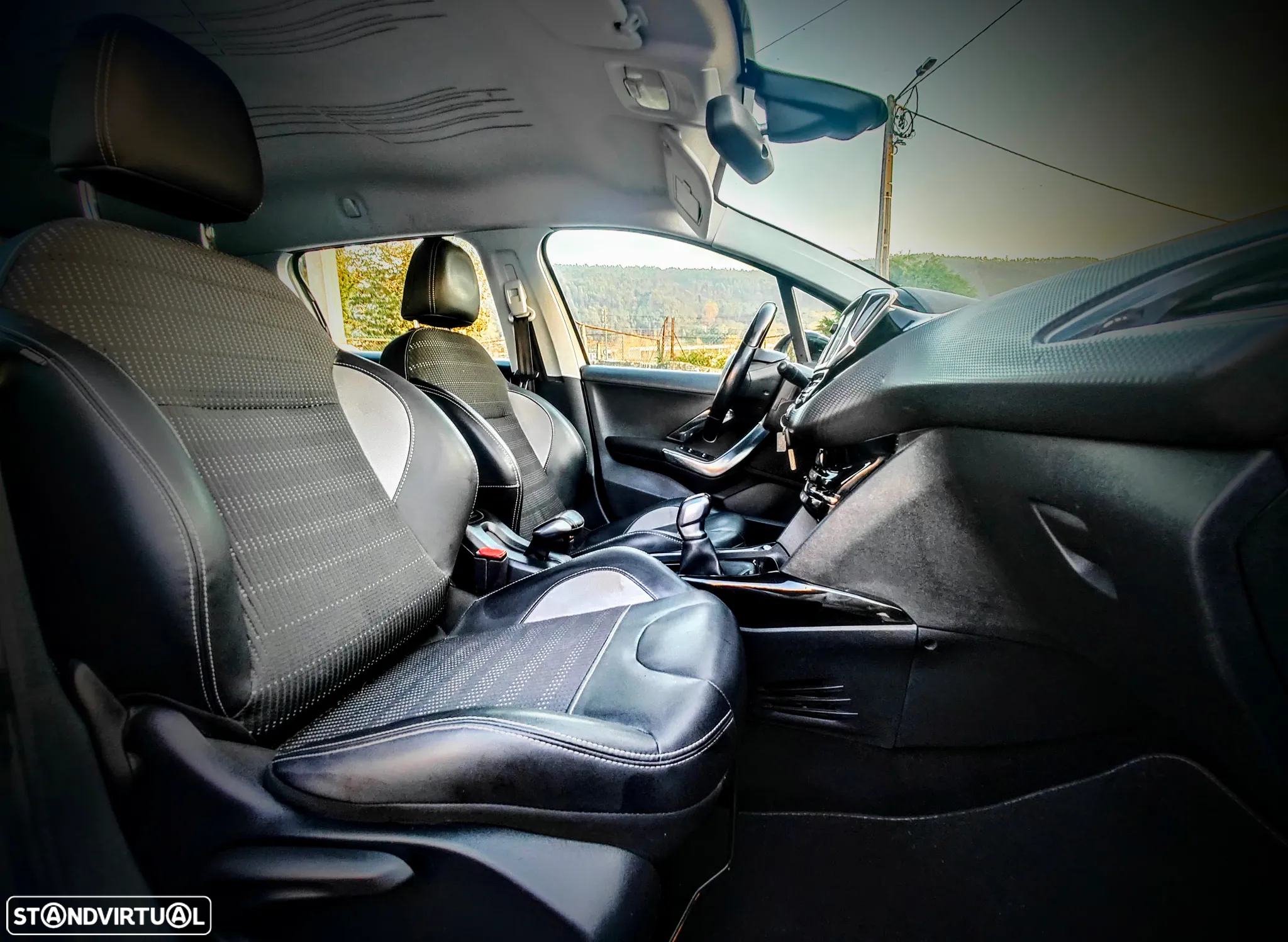 Peugeot 2008 1.2 PureTech Crossway - 15