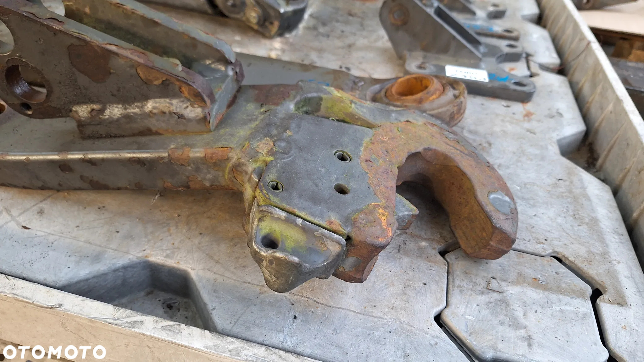 Fendt vario  820 716 724 722  Vario wieszak odciag stabilizator ramie dolne - 32