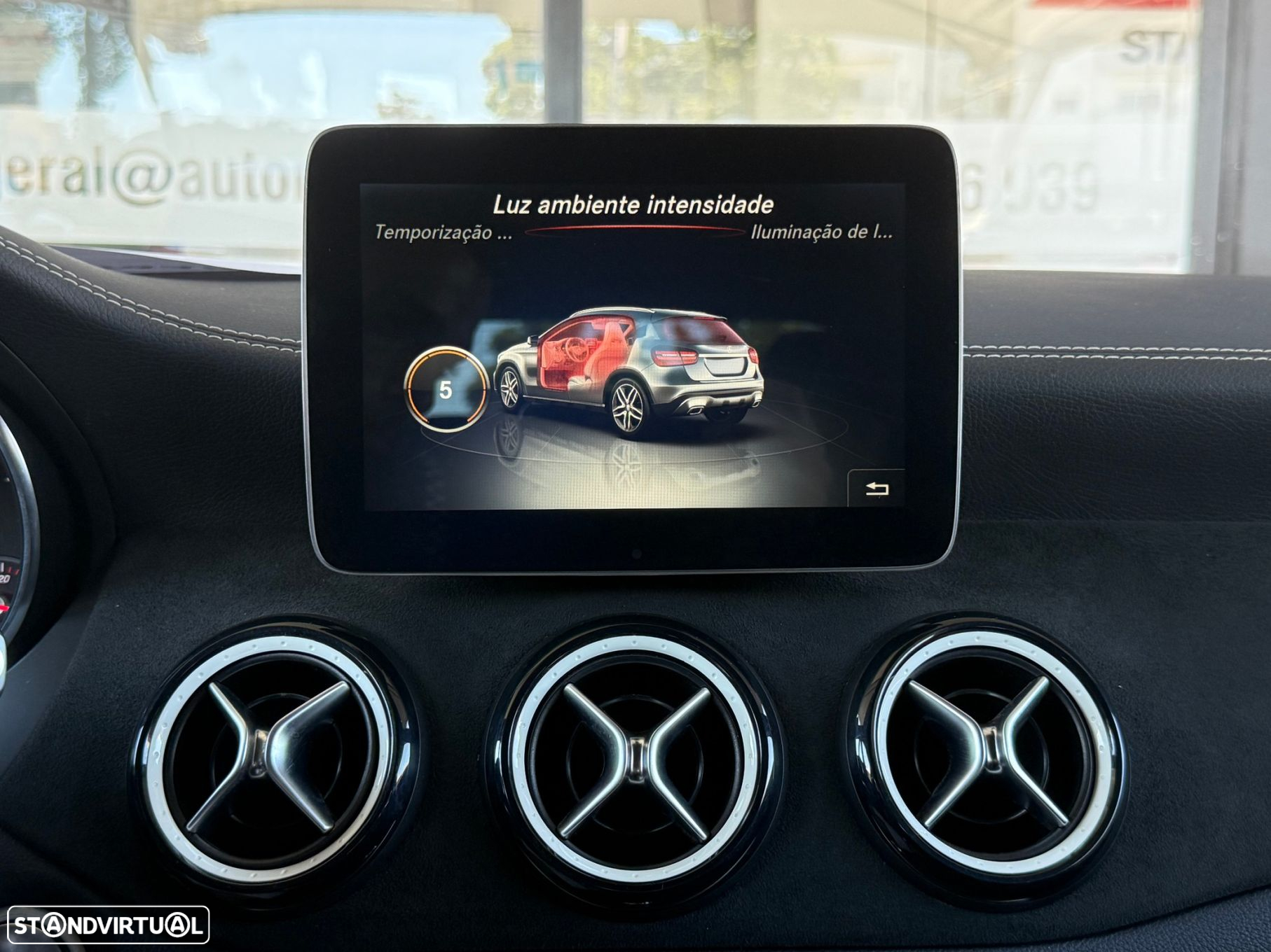 Mercedes-Benz GLA 220 d AMG Line - 26
