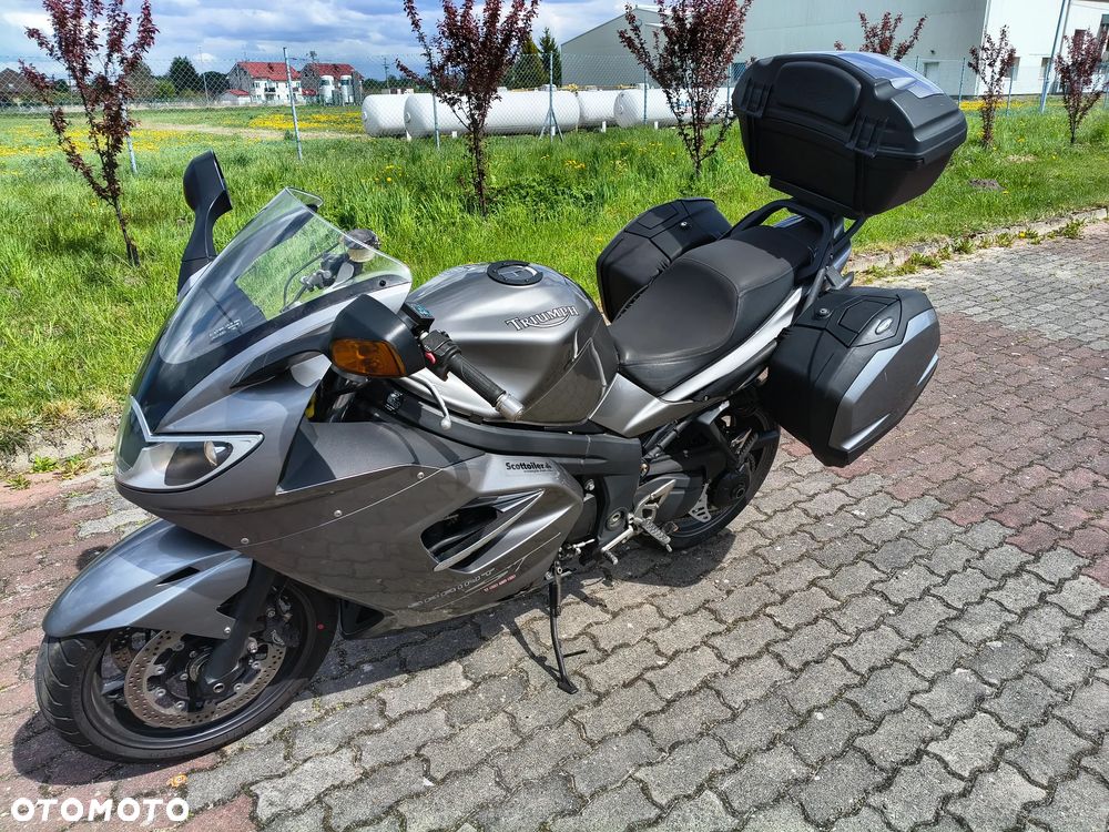 Triumph Sprint - 2