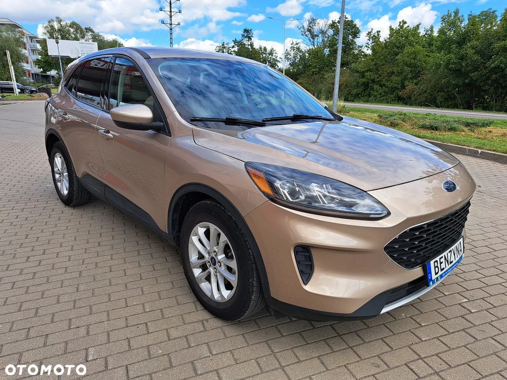 Ford Kuga - 4