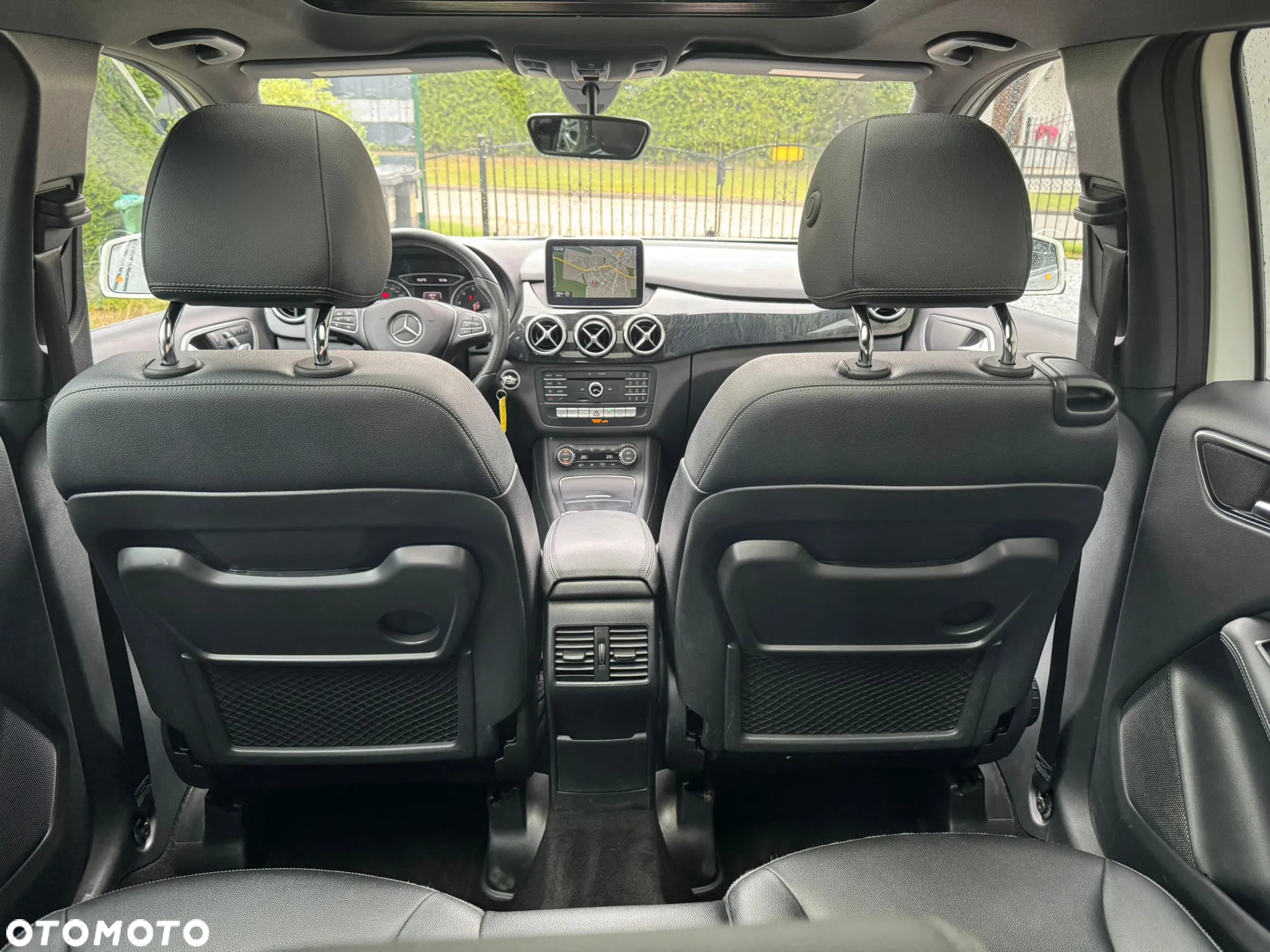 Mercedes-Benz Klasa B 250 4Matic 7G-DCT UrbanStyle Edition - 18