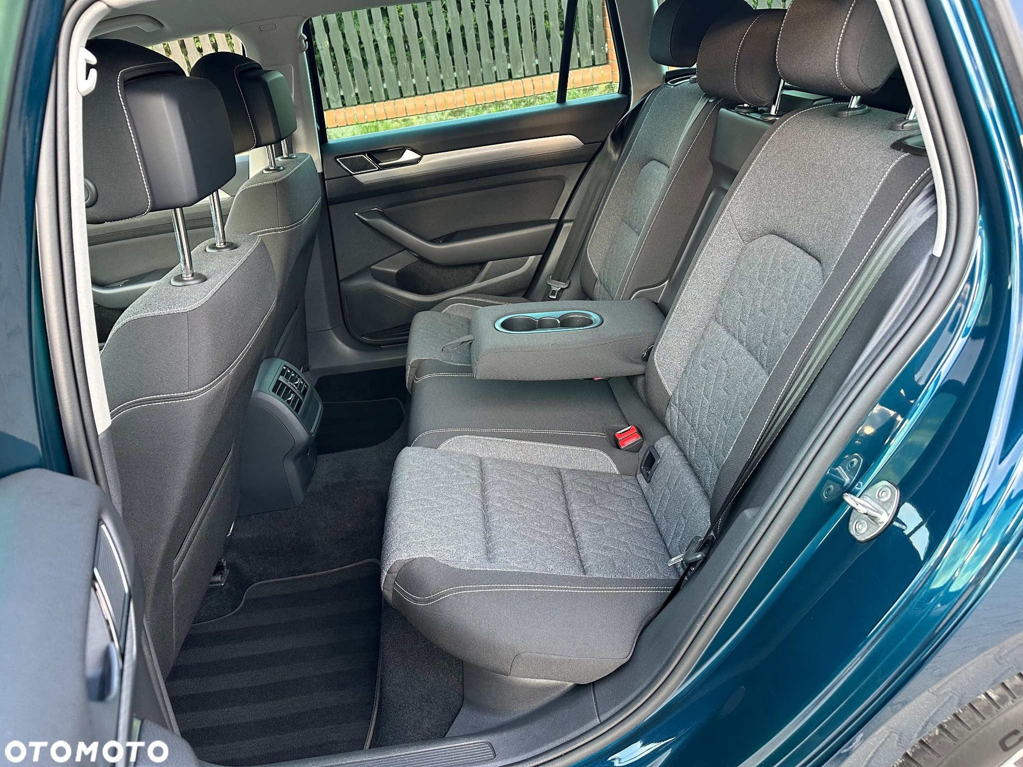 Volkswagen Passat 1.5 TSI EVO Business - 14
