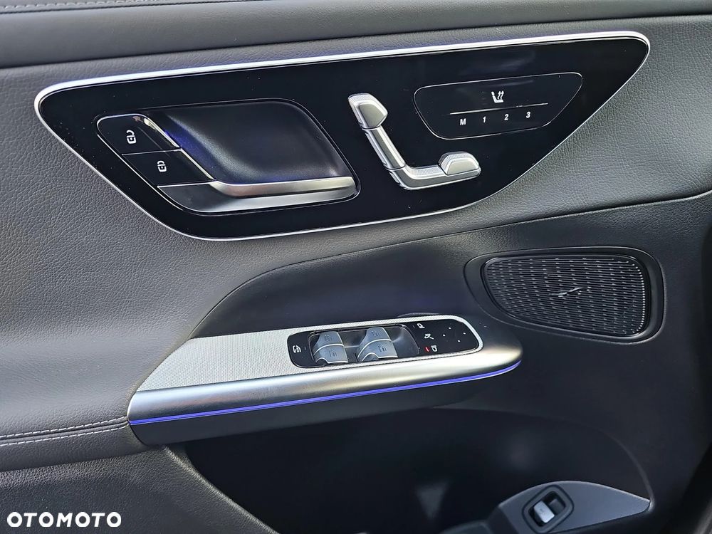 Mercedes-Benz GLC 200 d mHEV 4-Matic AMG Line - 23