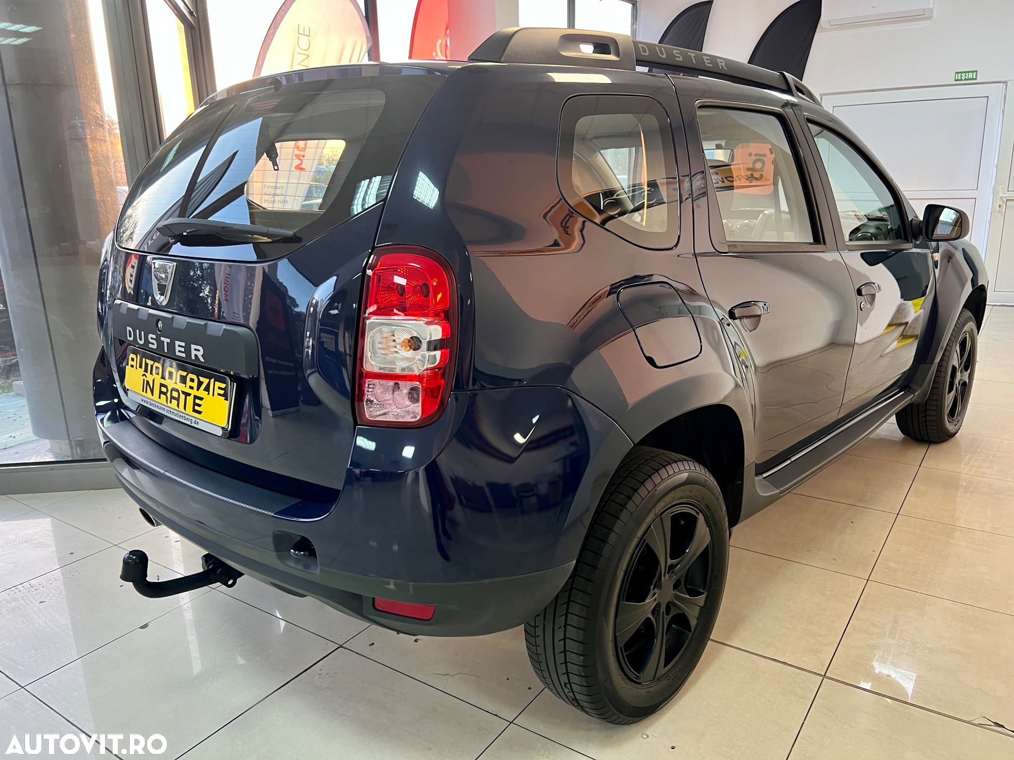Dacia Duster dCi 110 FAP 4x2 Blackshadow - 4