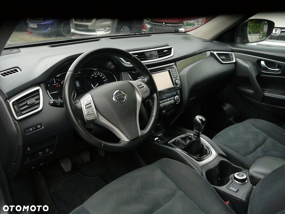 Nissan X-Trail 1.6 dCi ALL-MODE 4x4i N-Connecta - 31