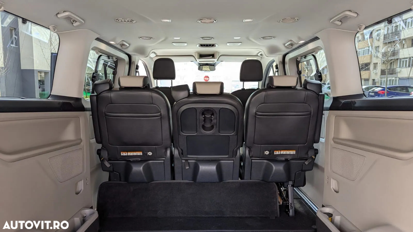 Ford Tourneo Custom Bus 320 2.0 EcoBlue 185 CP L2H1 Titanium X Aut. - 22