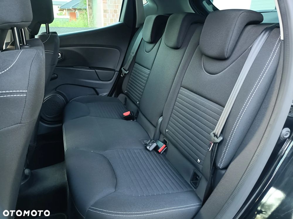 Renault Clio 1.2 16V Limited - 22