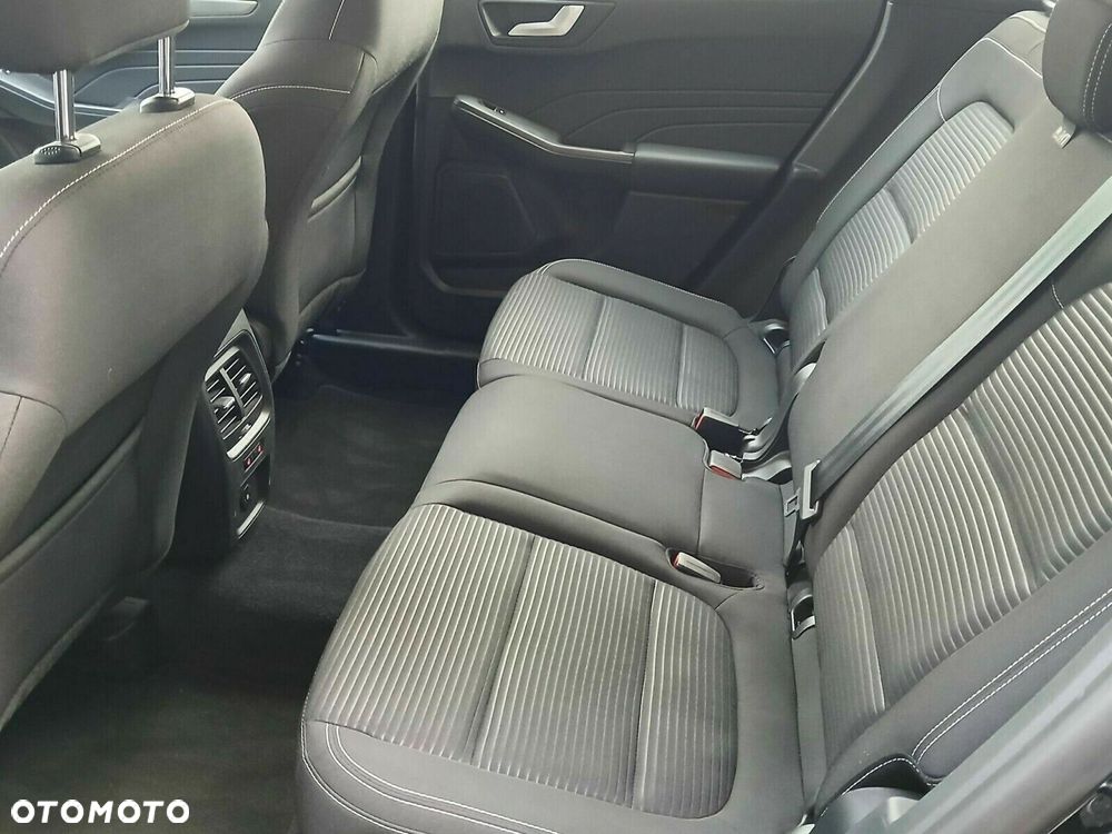 Ford Kuga - 16