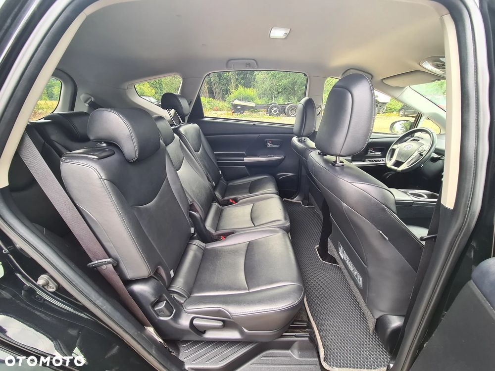 Toyota Prius+ (Hybrid) Executive - 31
