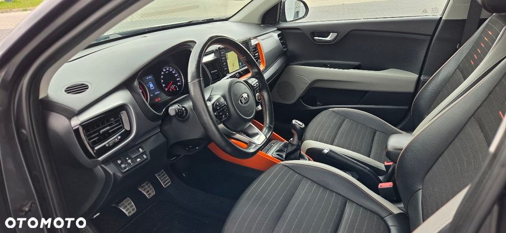 Kia Stonic 1.6 CRDi Platinum Edition - 31