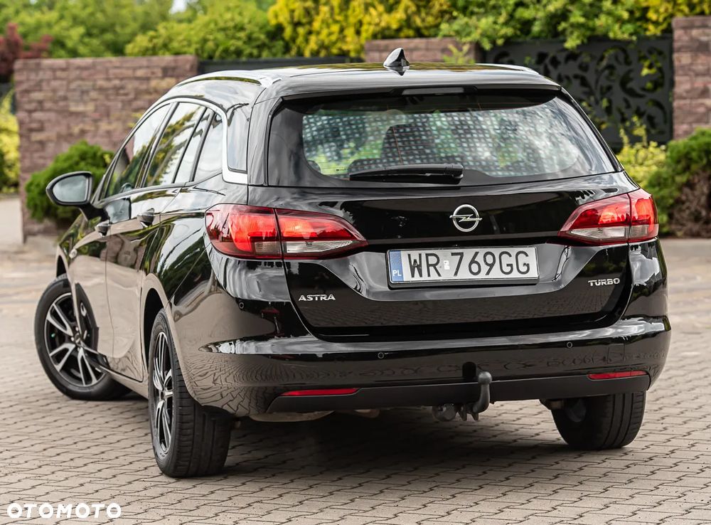 Opel Astra 1.4 T Dynamic S&S - 4