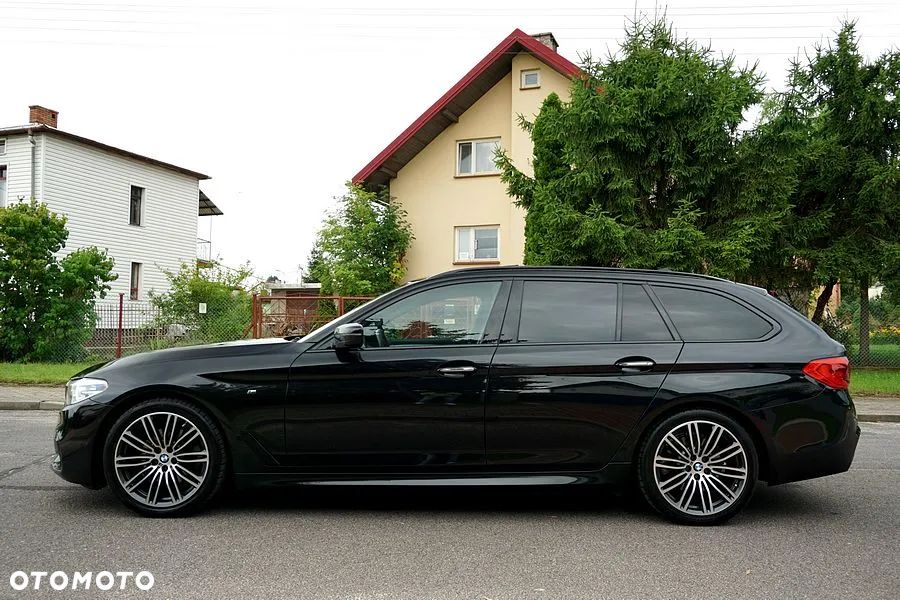 BMW Seria 5 520d M Sport sport - 9