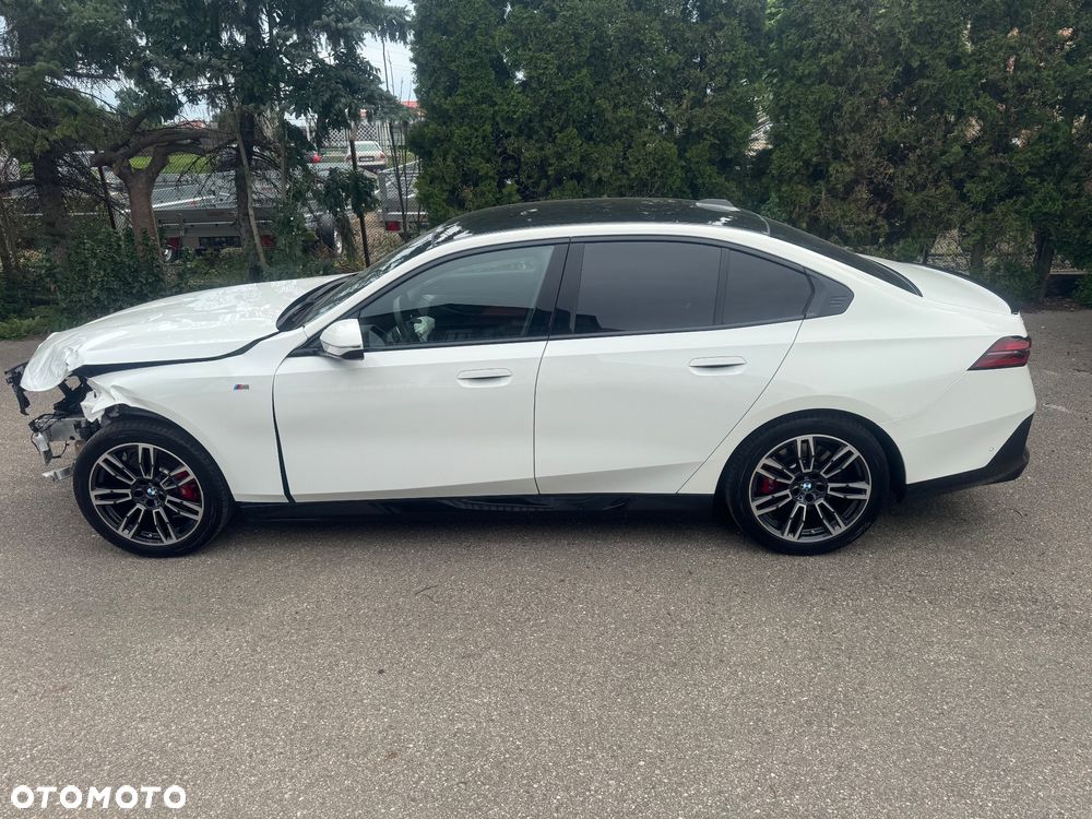 BMW Seria 5 - 22