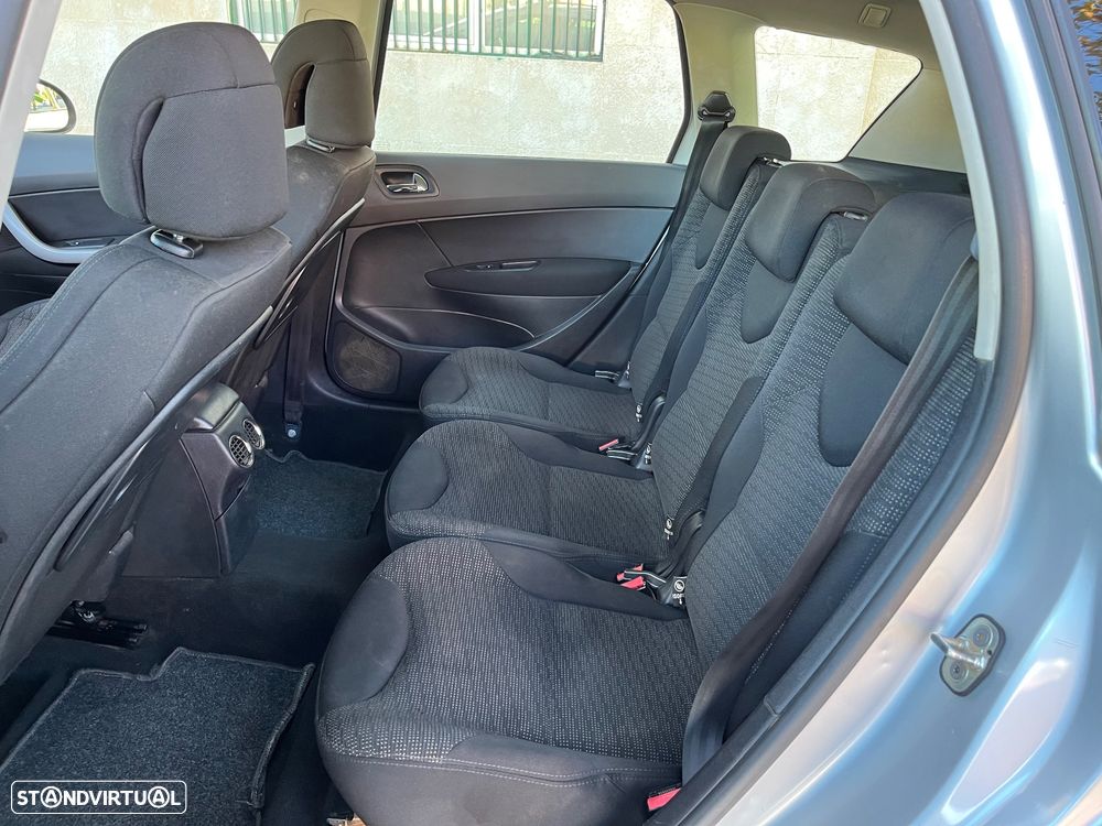 Peugeot 308 SW 1.6 HDi Executive CVM6 - 7