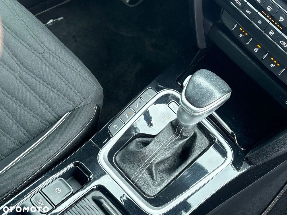 Kia ProCeed 1.5 T-GDI GT Line DCT - 17