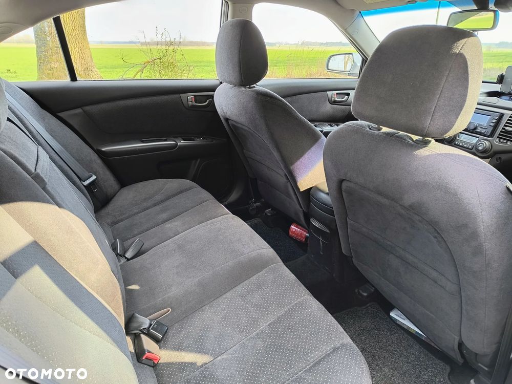 Kia Magentis 2.0 CRDi Silver - 11