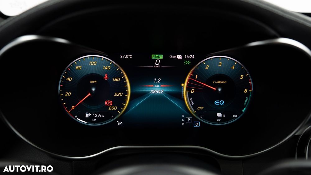 Mercedes-Benz GLC Coupe 300 de 4Matic 9G-TRONIC - 26