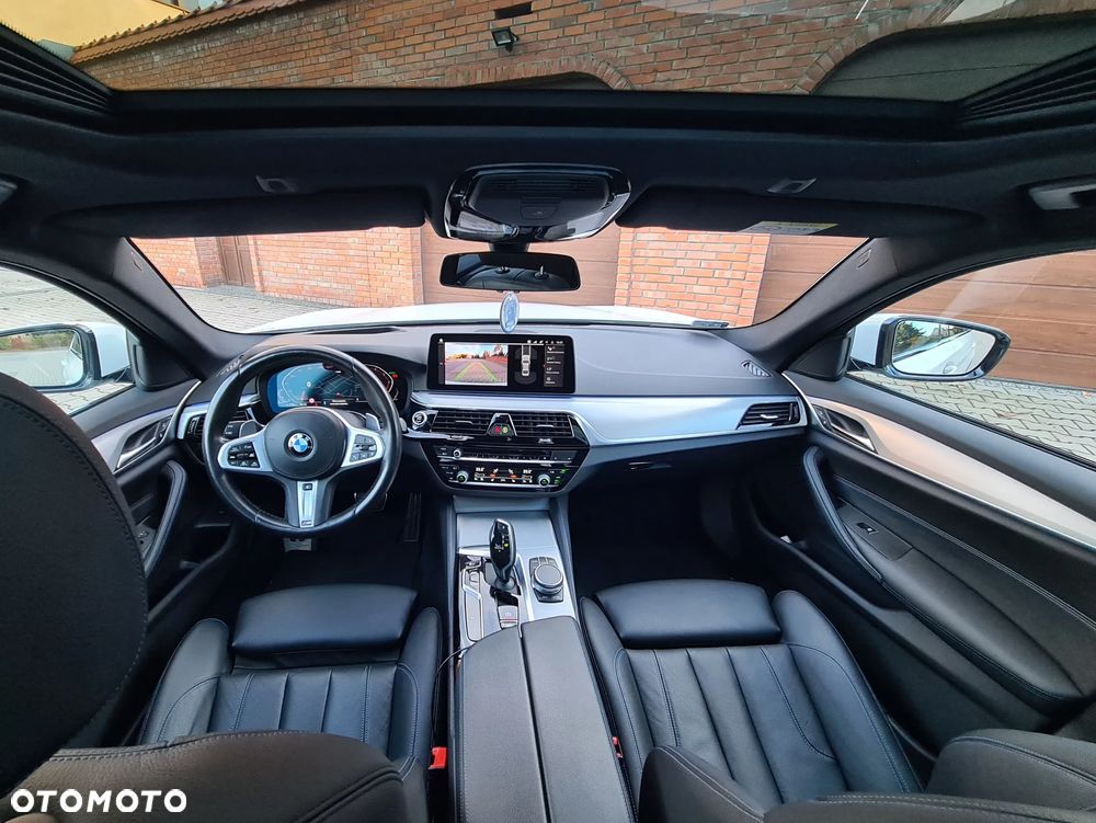 BMW Seria 5 530d xDrive M Sport sport - 10