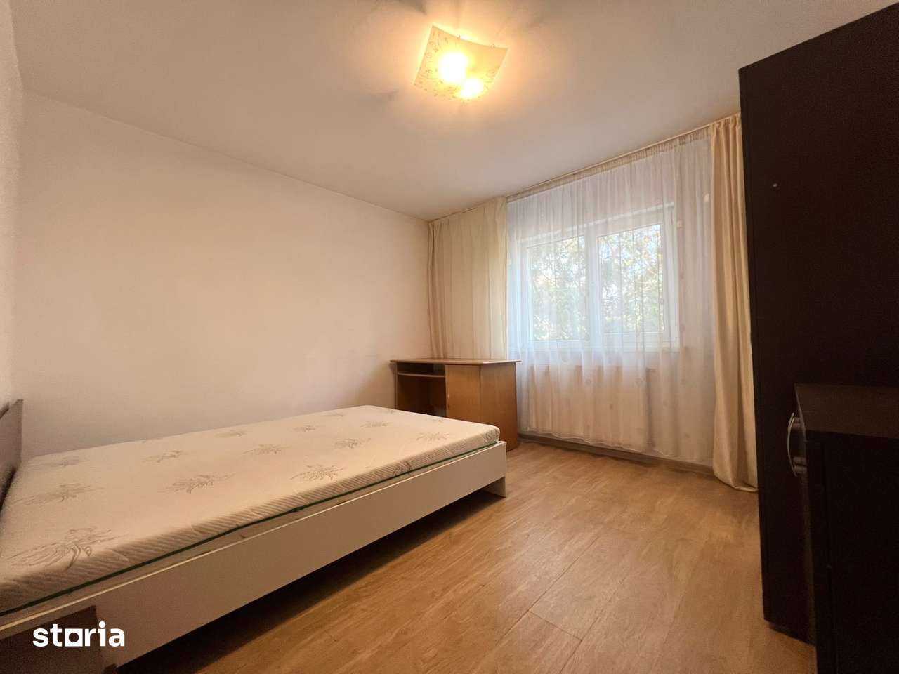 Apartament, 3 camere, 63 mp utili, etaj 2 - Zona Lunei — fotografia 3