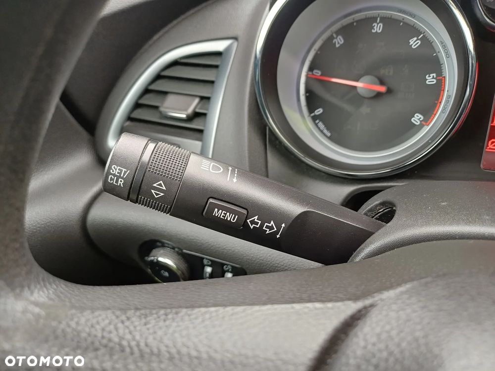 Opel Astra 1.7 CDTI Sport - 25