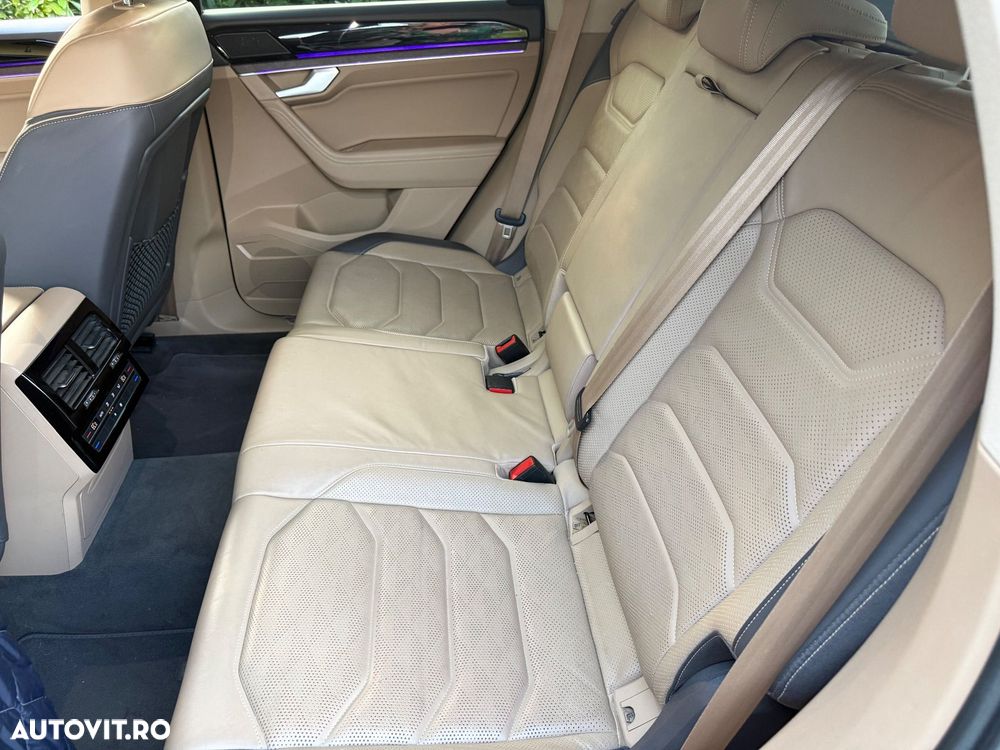 Volkswagen Touareg - 5