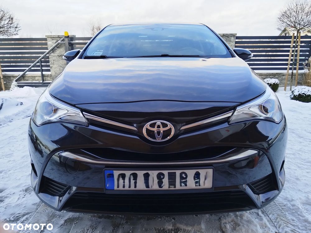 Toyota Avensis 1.8 Premium MS - 3